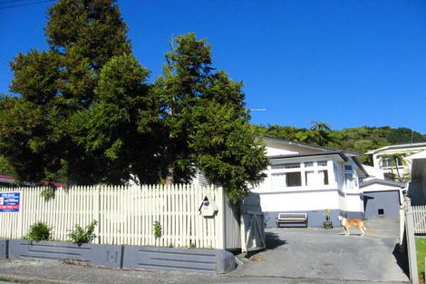 Photo of property in 10 Rochfort Street, Greymouth, 7805