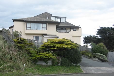 Photo of property in 4 Somerset Grove, Waitarere Beach, Levin, 5510