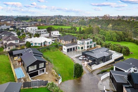 Photo of property in 15 Riverside Lane, Flagstaff, Hamilton, 3210