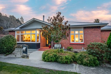 Photo of property in 9 Kelso Street, Roxburgh, 9500