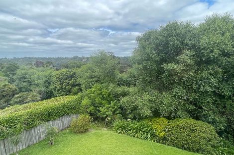 Photo of property in 17 Meteor Place, Schnapper Rock, Auckland, 0632