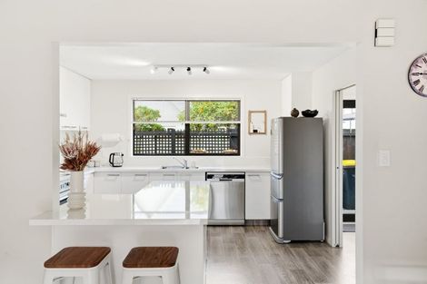 Photo of property in 55 Townshend Crescent, Halswell, Christchurch, 8025