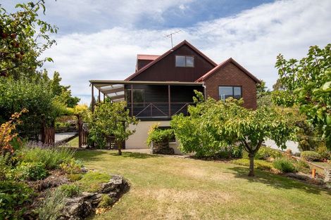 Photo of property in 14 Lanes Road, Bridge Hill, Alexandra, 9320