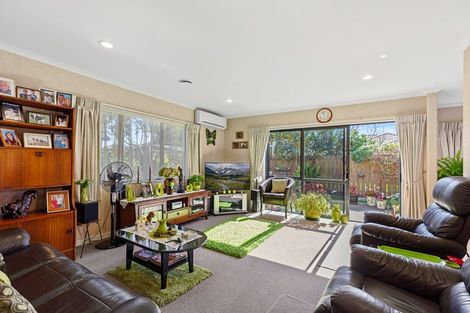 Photo of property in 21 Kahira Crescent, Papamoa Beach, Papamoa, 3118