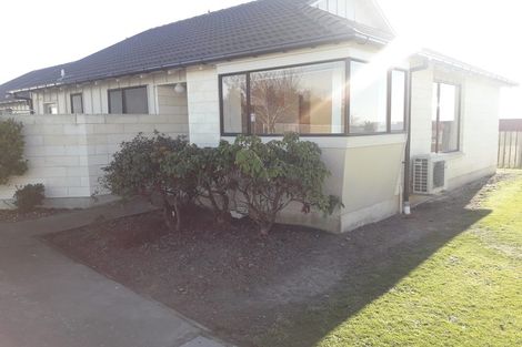 Photo of property in 1-4/74 High Street, Kensington, Timaru, 7910