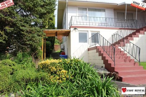 Photo of property in 21 Chivalry Road, Glenfield, Auckland, 0629