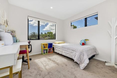 Photo of property in 34b Maugham Drive, Bucklands Beach, Auckland, 2014