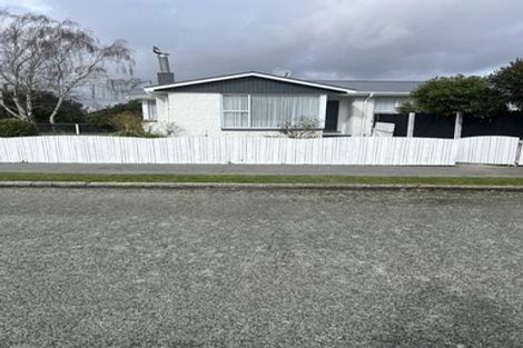 Photo of property in 16 Wingate Street, Redwood, Christchurch, 8051