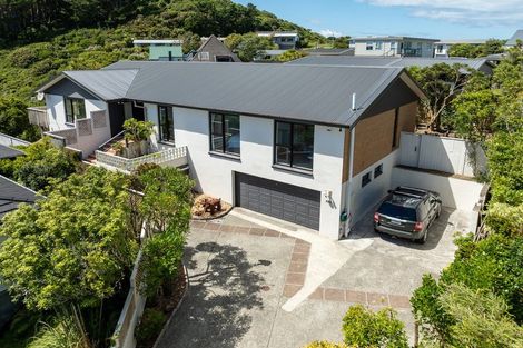 Photo of property in 184 Orangi Kaupapa Road, Northland, Wellington, 6012