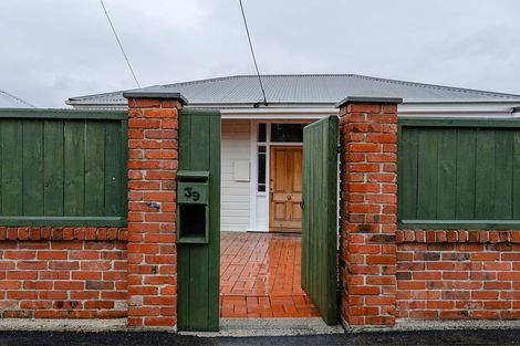 Photo of property in 39 Signal Hill Road, Opoho, Dunedin, 9010