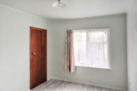 Photo of property in 9 Eldon Grove, Taita, Lower Hutt, 5019