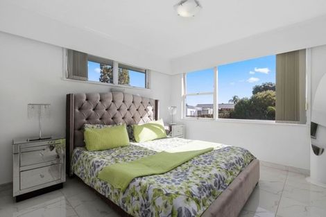 Photo of property in 3/8 Russell Road, Manurewa, Auckland, 2102