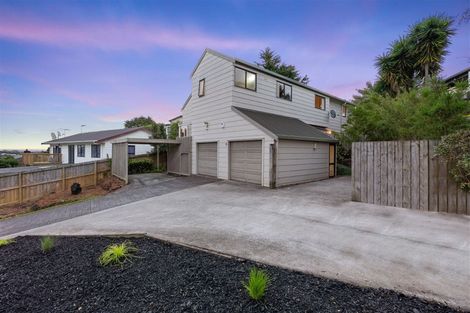 Photo of property in 38 Eugenia Rise, Totara Heights, Auckland, 2105