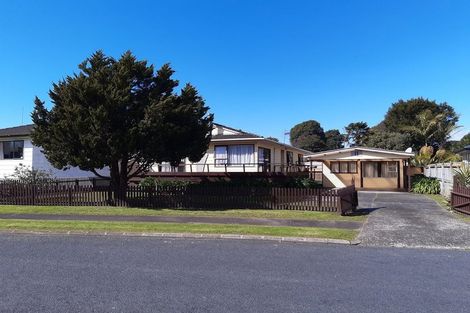 Photo of property in 11 Lyren Place, Half Moon Bay, Auckland, 2012