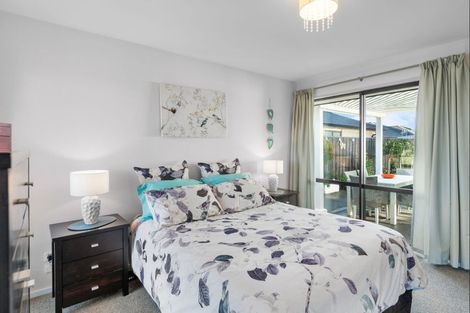 Photo of property in 27 Faringdon Boulevard, Rolleston, 7615