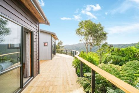 Photo of property in 209 Piha Road, Piha, New Lynn, 0772