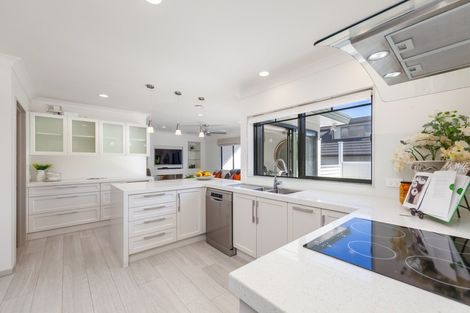 Photo of property in 1/7 O'halloran Road, Howick, Auckland, 2014