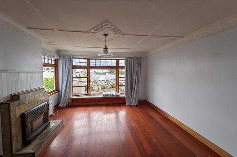 Photo of property in 5 Golf Road, Paraparaumu Beach, Paraparaumu, 5032