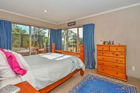 Photo of property in 8 Bilkey Avenue, Pukekohe, 2120