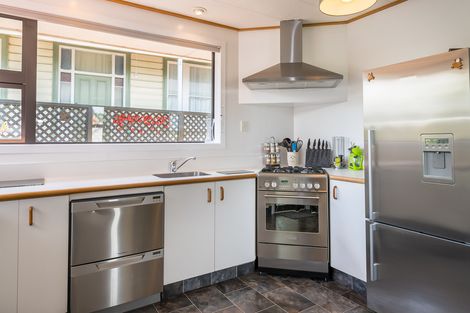 Photo of property in 5b Exeter Street, Abbotsford, Dunedin, 9018