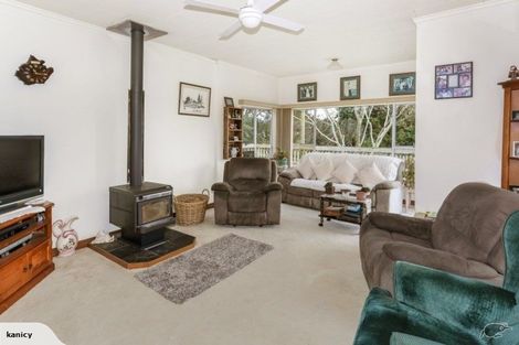 Photo of property in 31 Cameron Road, Waiuku, 2681