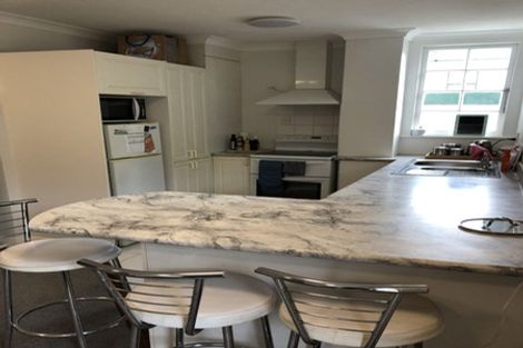 Photo of property in 105 Grant Road, Thorndon, Wellington, 6011