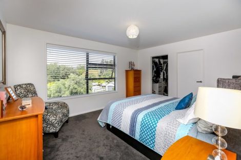 Photo of property in 51 Poplar Grove, Whalers Gate, New Plymouth, 4310