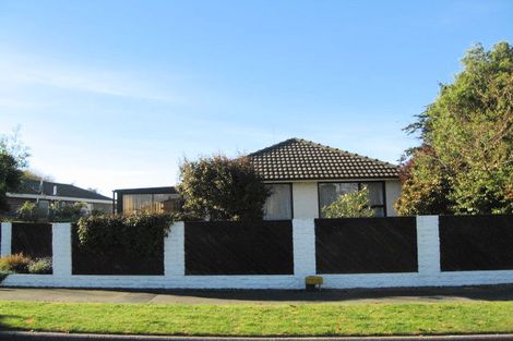 Photo of property in 22 Thurso Place, New Brighton, Christchurch, 8083