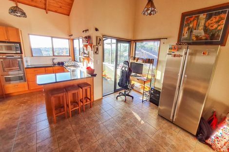 Photo of property in 8 Ilex Place, Totara Heights, Auckland, 2105