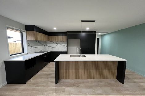 Photo of property in 35 Cousins Street, Woodend, 7691