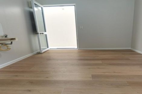 Photo of property in 12 Bruce Road, Glenfield, Auckland, 0629