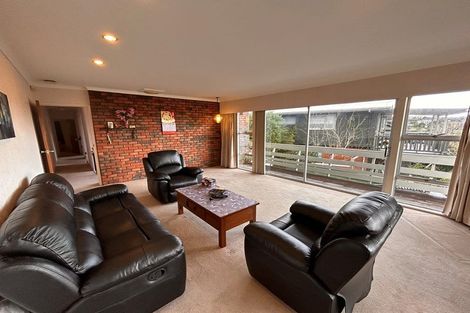 Photo of property in 30 Jade Avenue, Pakuranga Heights, Auckland, 2010