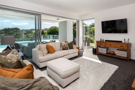 Photo of property in 824 Redoubt Road, Flat Bush, Auckland, 2019
