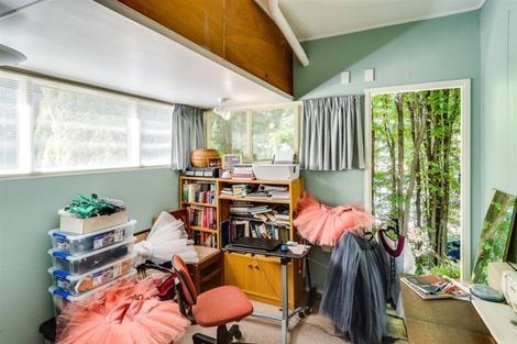 Photo of property in 16 Burns Road, Hospital Hill, Napier, 4110