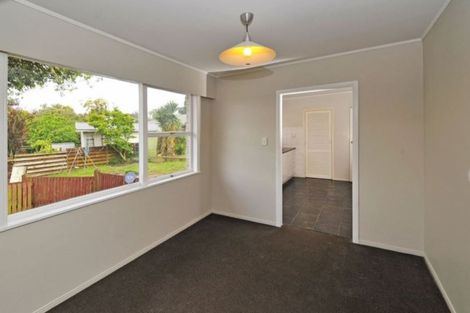 Photo of property in 1 Iorangi Place, Hillpark, Auckland, 2102