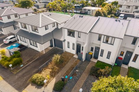 Photo of property in 34/2 Armoy Drive, East Tamaki, Auckland, 2016