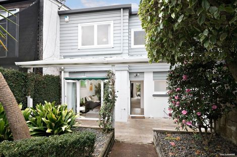 Photo of property in 9 Grattan Place, Freemans Bay, Auckland, 1011
