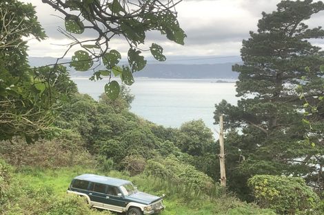 Photo of property in 19 Malvern Road, Ngauranga, Wellington, 6035