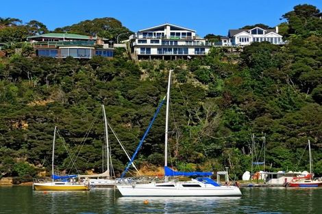 Photo of property in 18 Sir George Back Street, Opua, 0200