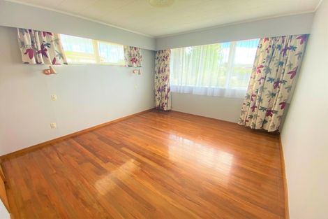 Photo of property in 25 Borrowdace Avenue, Botany Downs, Auckland, 2010