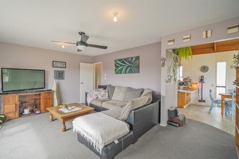 Photo of property in 86 Catherine Crescent, Whitianga, 3510