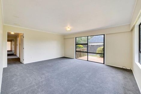 Photo of property in 12 Cemetery Road, Waiuku, 2123