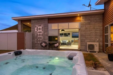 Photo of property in 40 Penrod Drive, Bell Block, New Plymouth, 4312