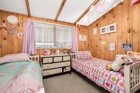 Photo of property in 67b Manuroa Road, Takanini, 2112