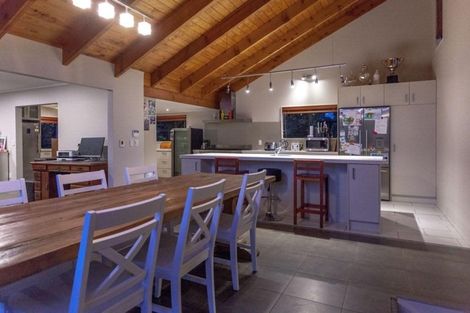 Photo of property in 5 Rewa Rewa Valley, Tairua, 3508