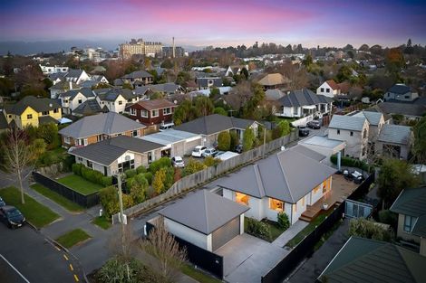 Photo of property in 147 Hamilton Avenue, Ilam, Christchurch, 8041