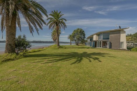 Photo of property in 141 Buffalo Beach Sh25 Road, Whitianga, 3510