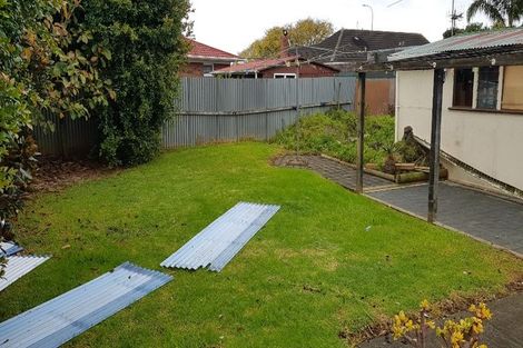 Photo of property in 46 Hallberry Road, Mangere East, Auckland, 2024