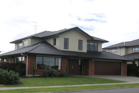 Photo of property in 70 Cyril French Drive, Flat Bush, Auckland, 2016