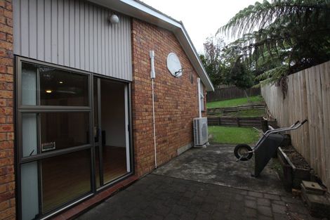 Photo of property in 11 Palmyra Way, Half Moon Bay, Auckland, 2012